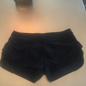 Lululemon black speed shorts size 4